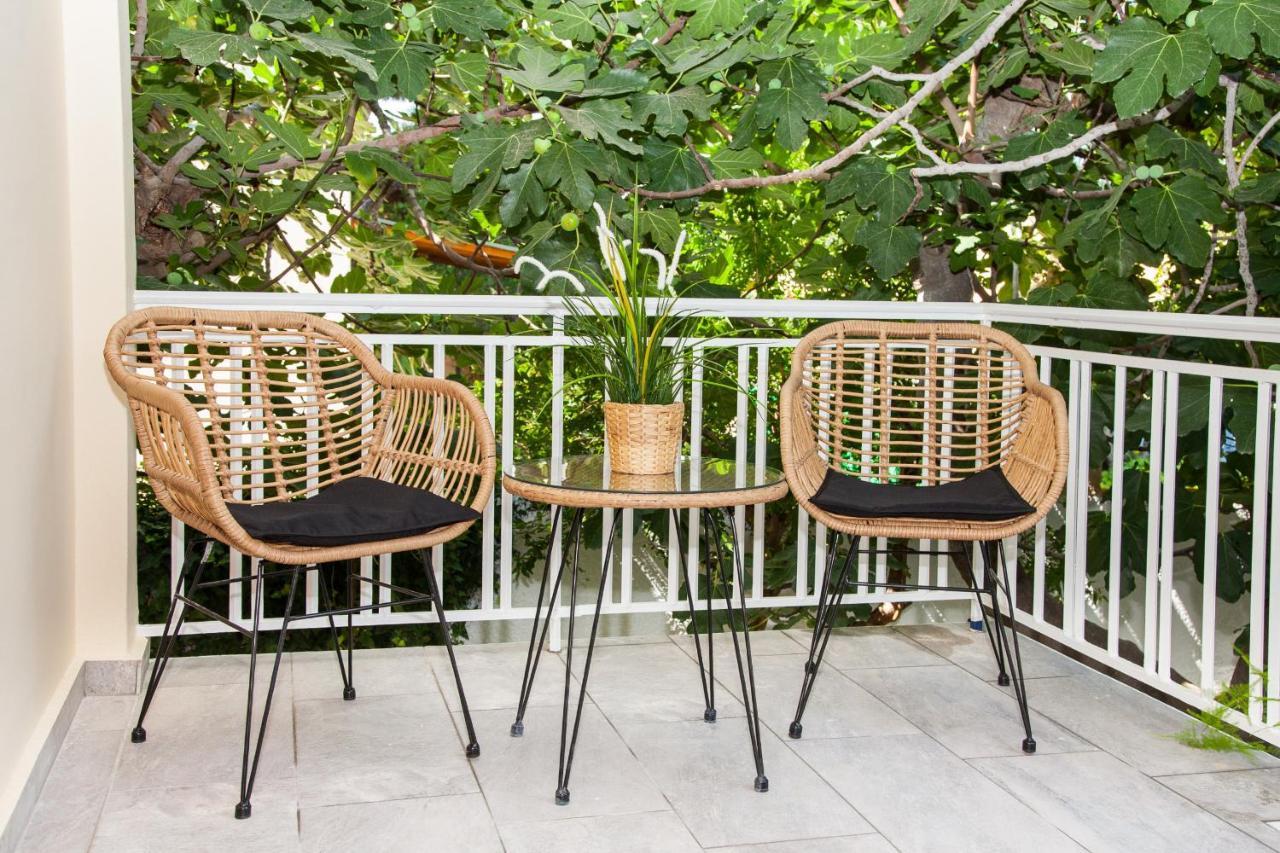 Sunny And Minimal Apt In Glyfada With 3 Bdrm เอเธนส์ ภายนอก รูปภาพ