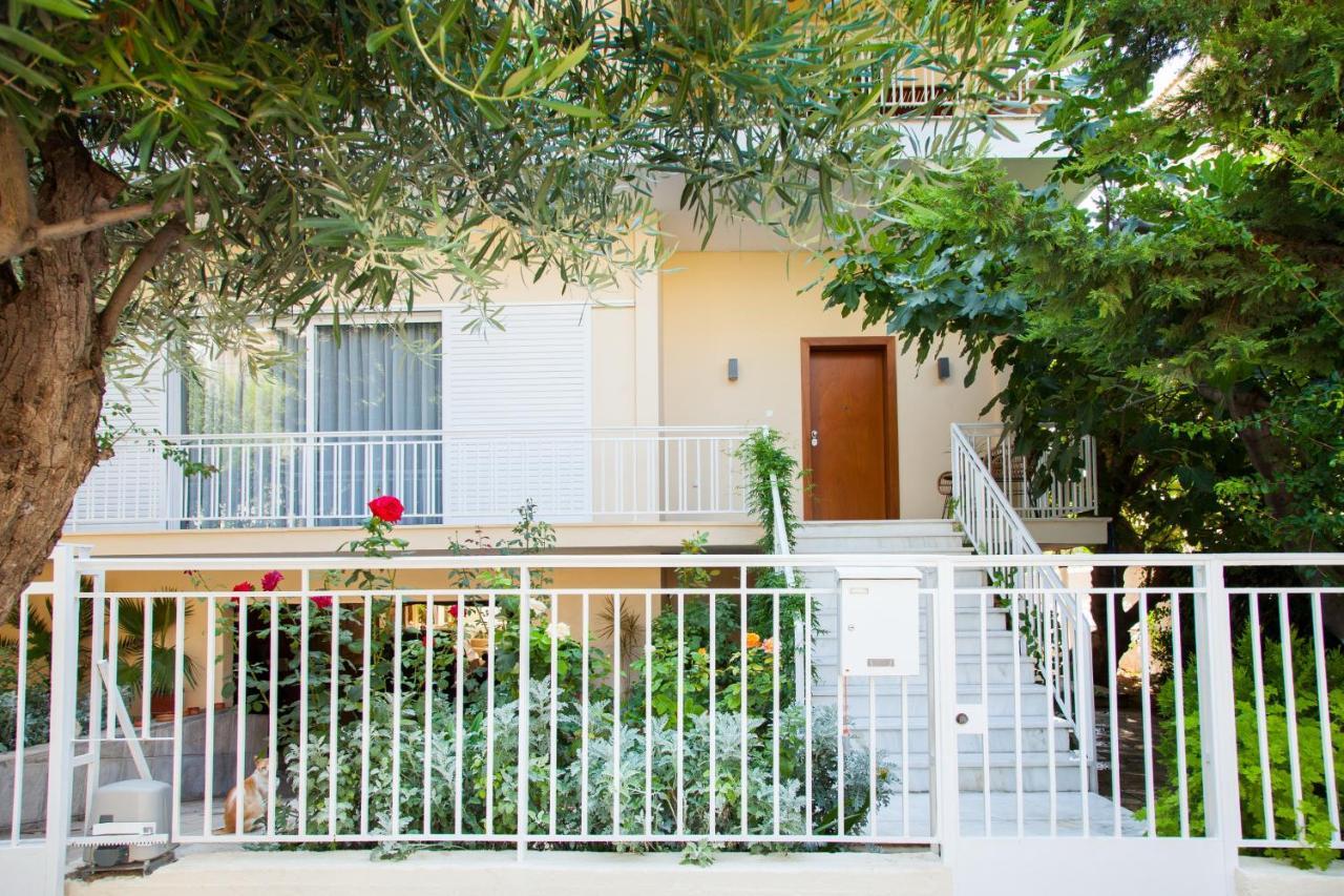 Sunny And Minimal Apt In Glyfada With 3 Bdrm เอเธนส์ ภายนอก รูปภาพ